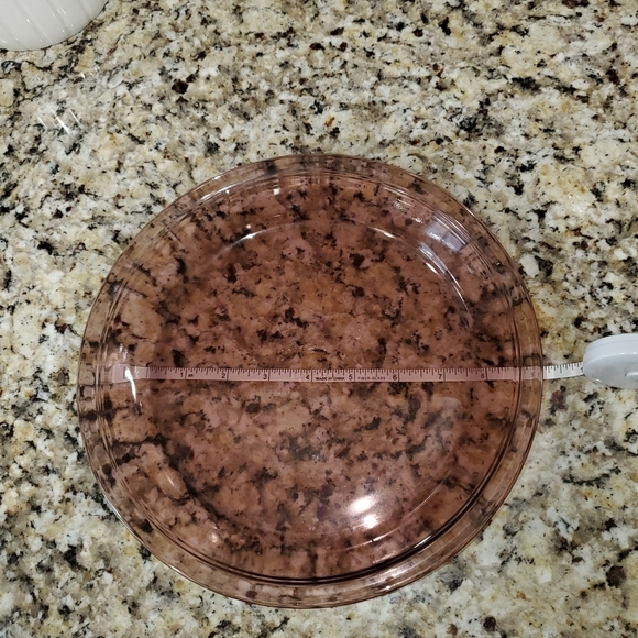 TWO Pyrex pie dishes - Picture 5 of 6